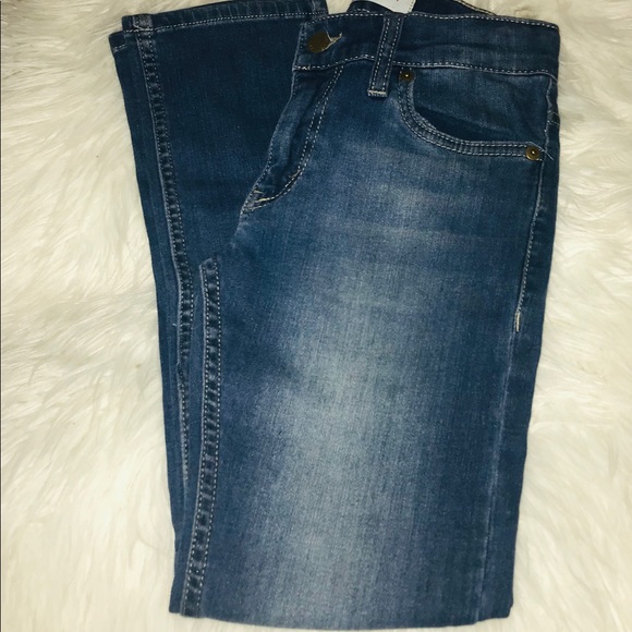 Girls Levi’s Jeans - Picture 2 of 2